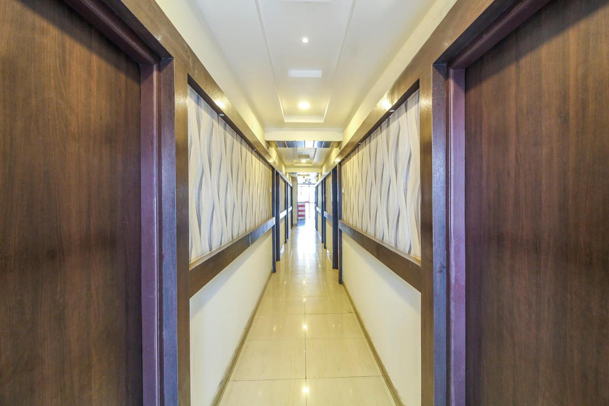 Hotel O Sri Harsha Residency Near Jntu Metro Χιντεραμπάντ Εξωτερικό φωτογραφία